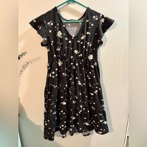 Black Daisy Print Dress Size Small